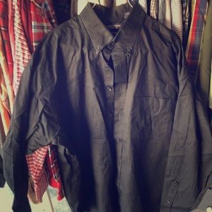 Men’s black roundtree & Yorke Dress shirt xl
